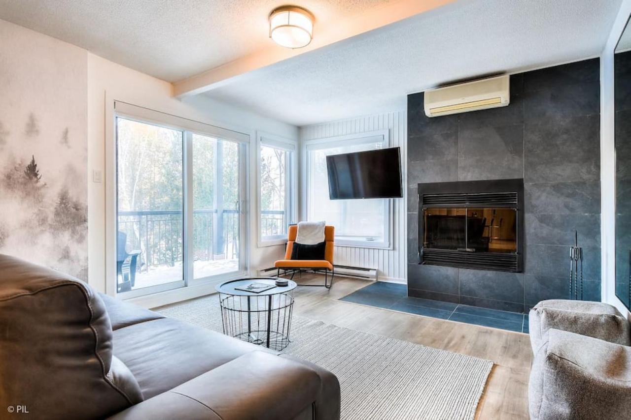 Chic Mt-Tremblant Condo With View On The Lake By Denstays Mont-Tremblant Buitenkant foto