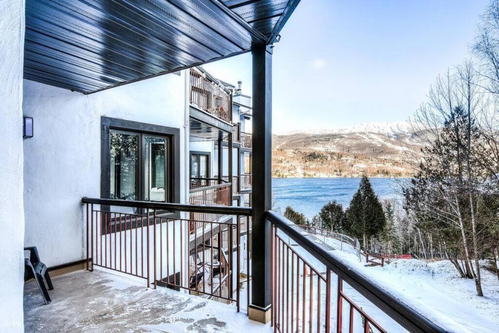 Chic Mt-Tremblant Condo With View On The Lake By Denstays Mont-Tremblant Buitenkant foto