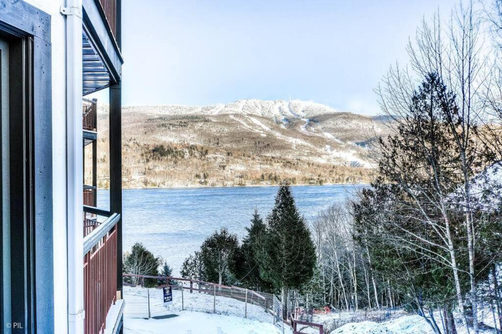 Chic Mt-Tremblant Condo With View On The Lake By Denstays Mont-Tremblant Buitenkant foto