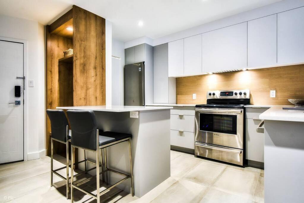 Chic Mt-Tremblant Condo With View On The Lake By Denstays Mont-Tremblant Buitenkant foto