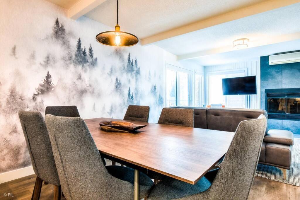 Chic Mt-Tremblant Condo With View On The Lake By Denstays Mont-Tremblant Buitenkant foto